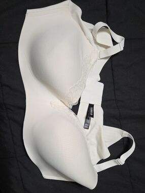 torrid Ivory Lace-Trim Seamless T-Shirt Bra